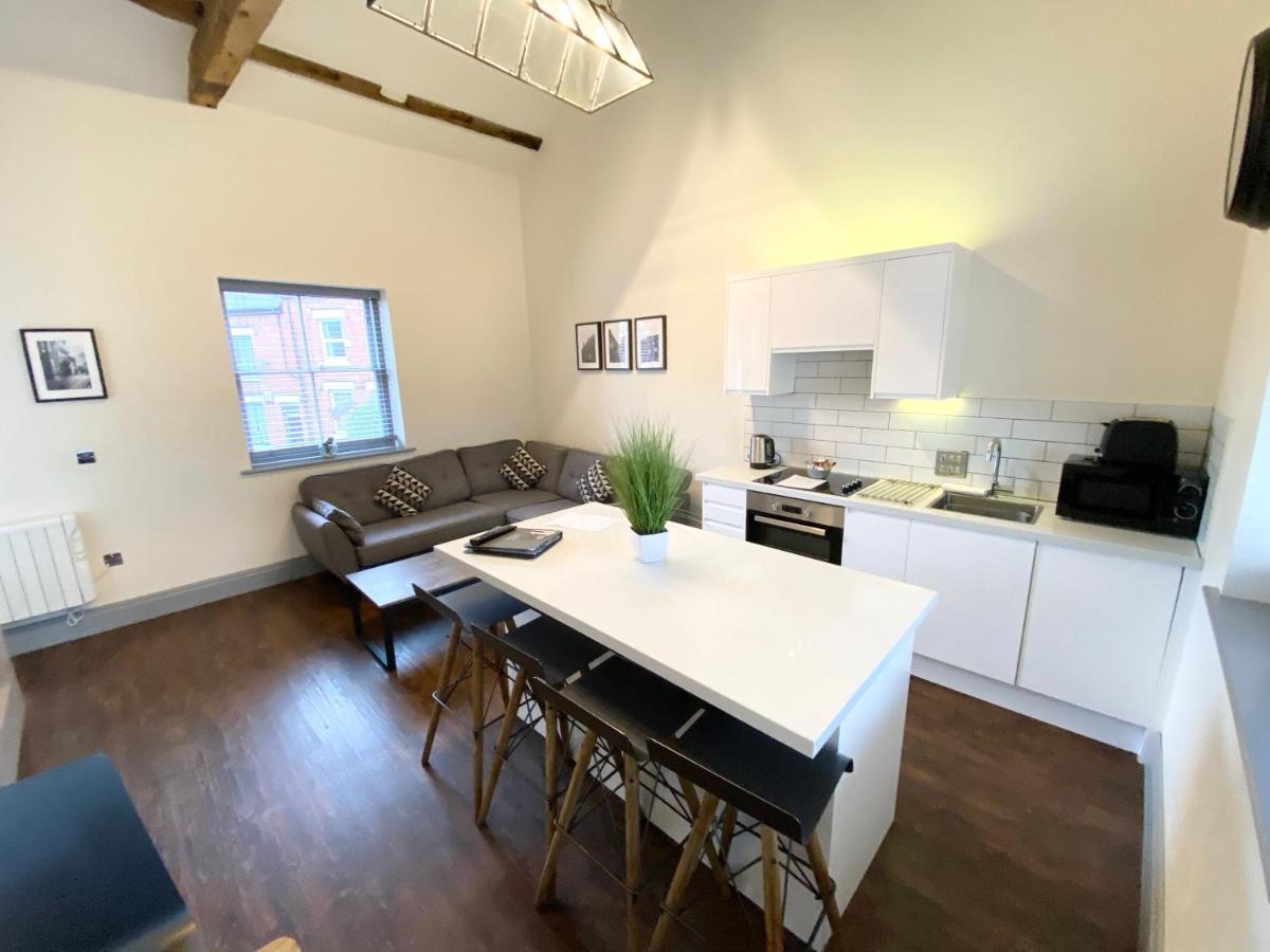 Loft At The Coach House Apartments Leeds  Exterior foto